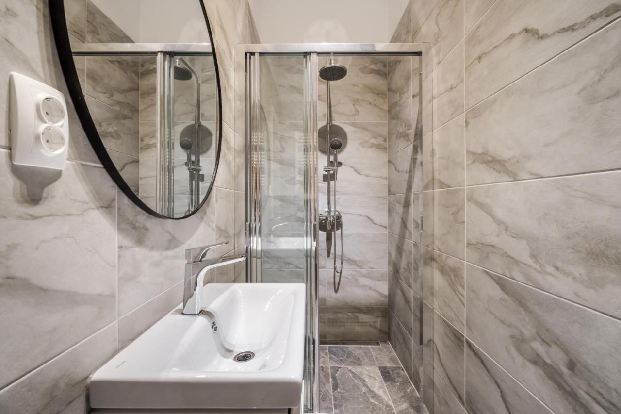 Bpr Sirius Suite With A/C Budapeşte Dış mekan fotoğraf