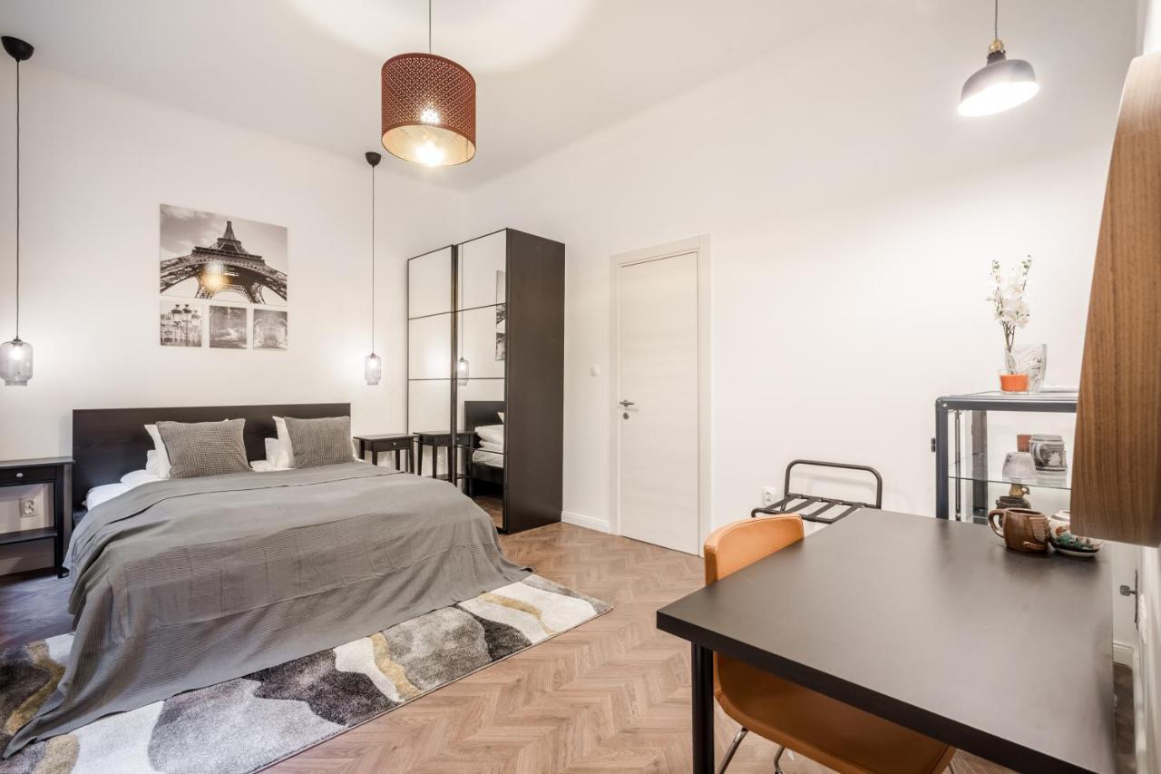 Bpr Sirius Suite With A/C Budapeşte Dış mekan fotoğraf